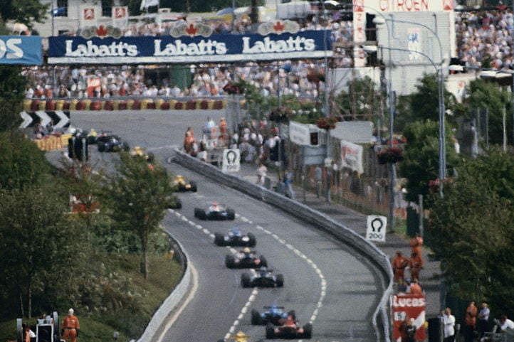The start of the FIA International F3000 Championship Halfords Birmingham Superprix race on 27th August 1990 on the streets of Birmingham, Great Britain. (Photo by Dan Smith/Getty Images)