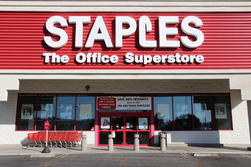 Staples was a go to store for kids up and down the country for all their back-to-school stationery needs in the 1990s, 2000s and 2010s. All UK stores closed in 2016.