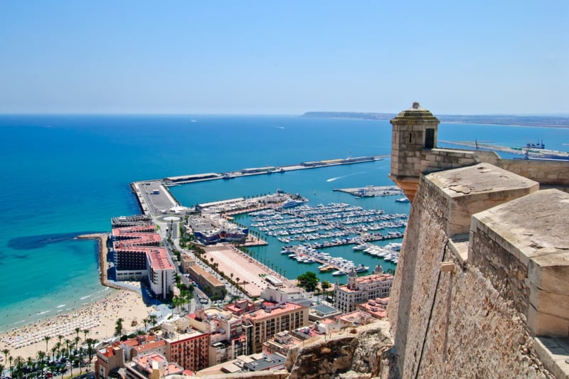 Alicante is at the heart of the Costa Blanca, with its white beaches and 120 miles of stunning coastline, but you can also enjoy visiting the historic Castillo de Santa Bárbara, an imposing medieval fortress 