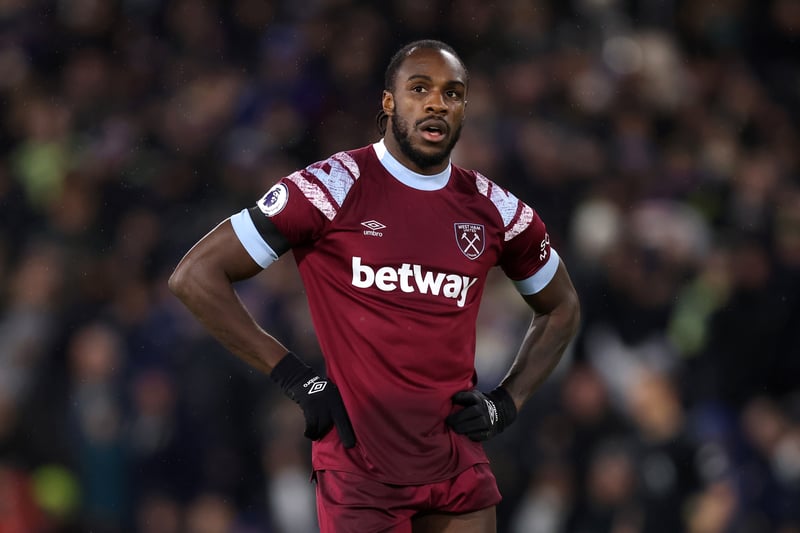 Villa could end up swamping a striker for a striker with the Hammers and capture one of the league’s most experienced and consistent goal scorers with a move away from the London Stadium looking like a real possibility 