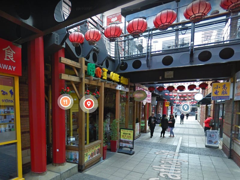 A good restaurant for vegetarians and vegan eaters. This restaurant has something for everyone as it offers seafood and meat too. It’s a 23-year-old restaurant that knows what it’s doing and the ratings reflect that. Google rating - 4.6 Location - Arcadian Centre, Chinese Quarter