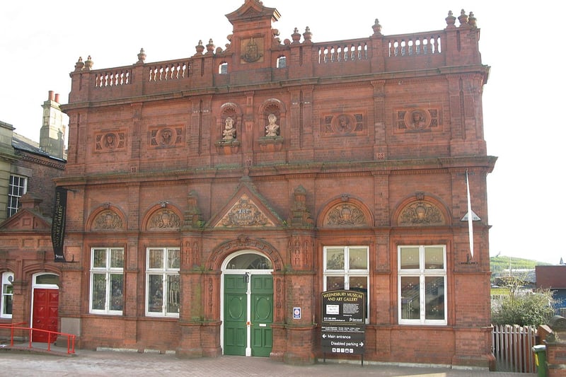 It’s a purpose-built Victorian art gallery in Wednesbury and is notable for its Ruskin Pottery collection and for hosting the first public display of the Stuckism art movement. (Photo - 	Brianboru100/Wikimedia Commons)