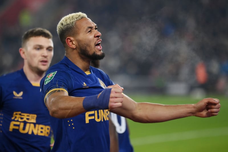 SOUTHAMPTON, ENGLAND - JANUARY 24: Joelinton of Newcastle United celebrates after scoring the team’s first goal with teammates during the Carabao Cup Semi Final 1st Leg match between Southampton and Newcastle United at St Mary’s Stadium on January 24, 2023 in Southampton, England. (Photo by Mike Hewitt/Getty Images)