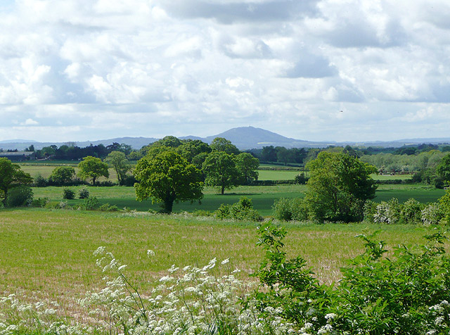 There is an Iron Age hill fort on the summit at the Wrekin in Telford. There is a variety of rocks ranging from differen ages and wildlife to enjoy out in the open air. (Photo -Roger Kidd / Shropshire cropfields and The Wrekin / CC BY-SA 2.0)