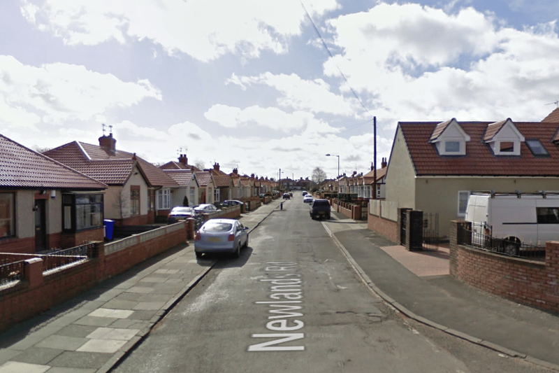 The estimated average annual total household income in Blyth Isabella is £29,200.