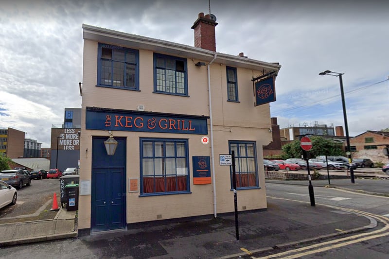 This desi pub has 4.5 stars after 452 Google reviews. It’s located on Upper Gough Street in Birmingham city centre. (Photo - Google Maps) 