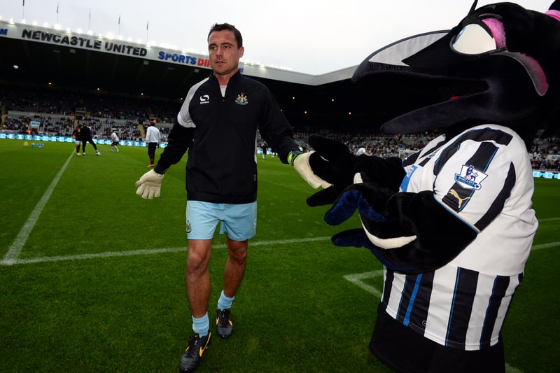 Steve Harper played for Newcastle between 1993-2013. He then moved to Hull and Sunderland before retiring in 2016. He has since returned to Tyneside: he was appointed as Assistant Manager of Newcastle in 2019 and now is the Manager of the Academy.