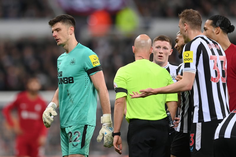 Newcastle’s number one will be absent for the final after he was sent off against Liverpool. Loris Karius will be in between the sticks for the Magpies.
