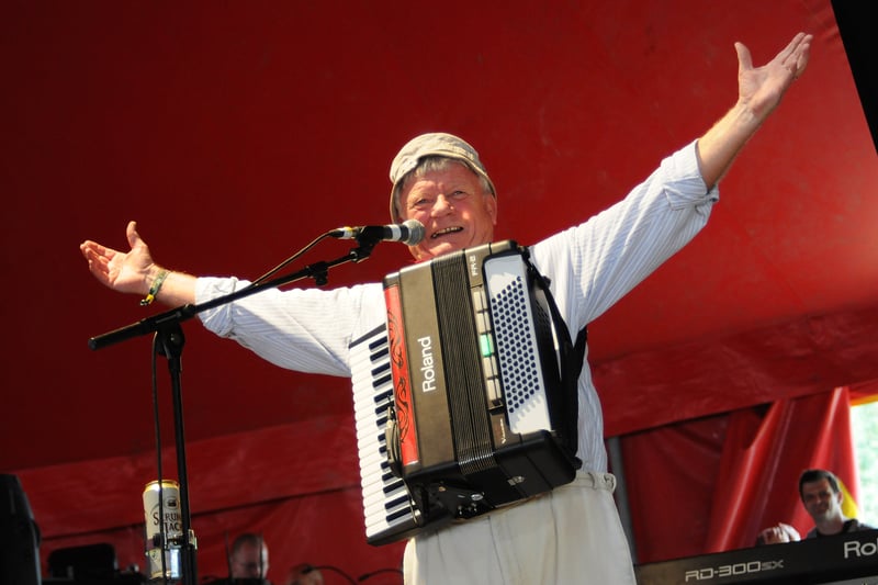 The Wurzels have long been known as avid Bristol City supporters and their song ‘One for the Bristol City’ is a favourite at Ashton Gate.