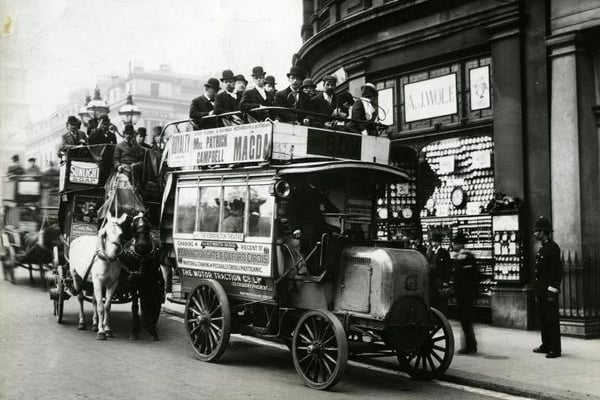 In 1902 motorbuses were introduced in order to compete with newly unveiled Central London Railway; now known as the Central Line.