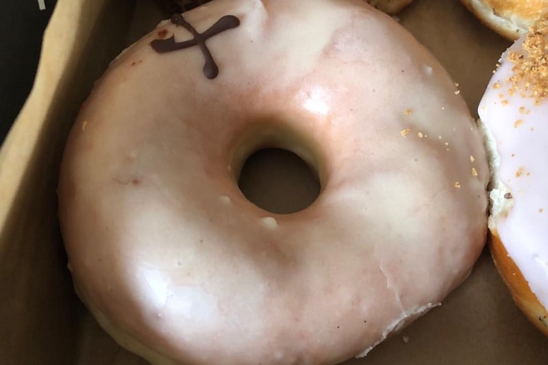 A great entry level doughnut from Crosstown with a delicate vanilla flavour