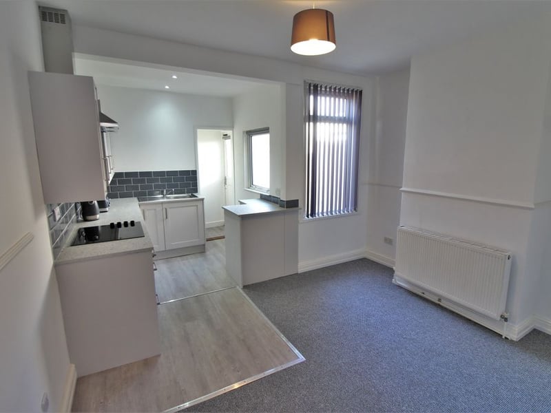 Spacious kitchen/dining area
