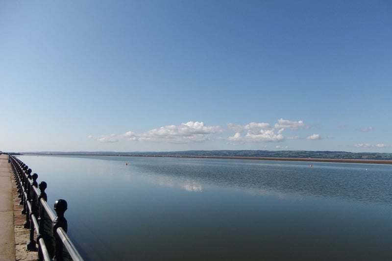 West Kirby is a seaside town in Wirral, with a sandy beach and popular marine lake. It is also full of independent shops, bars and eateries and is popular with tourists. It has a happiness score of 7.31 and average house price of £337,873.