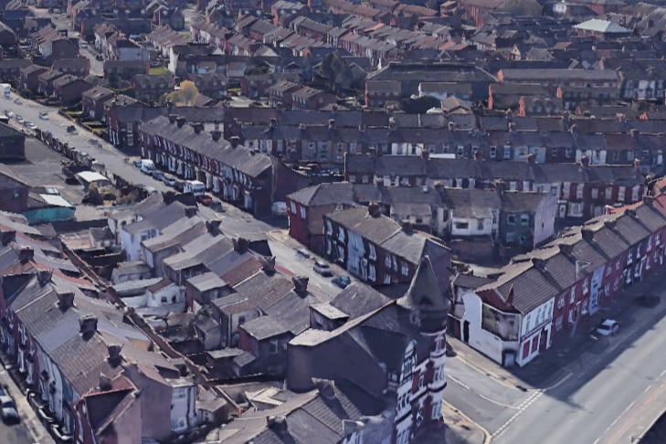 The neighbourhood with the joint-fifth lowest average household income was Kirkdale North. There, households had an estimated total annual income, before tax, of £27,000.