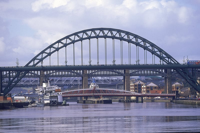 The Tyne Bridge in 1998. 