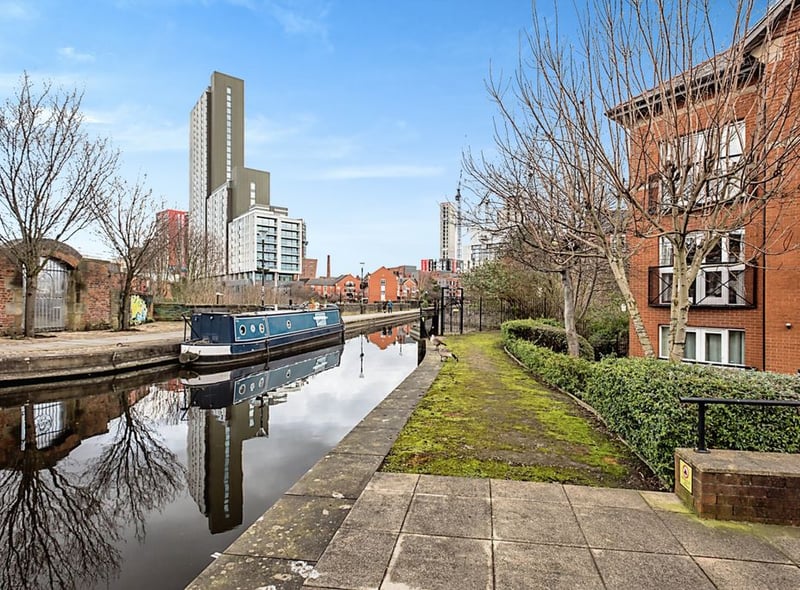 8 Wharf Close, Piccadilly Basin, Manchester M1 (Photo: Zoopla)