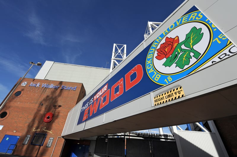 Average attendance at Ewood Park if 14,807.
