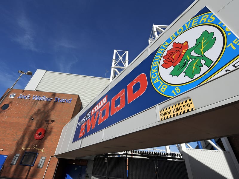 Average attendance at Ewood Park if 14,807.