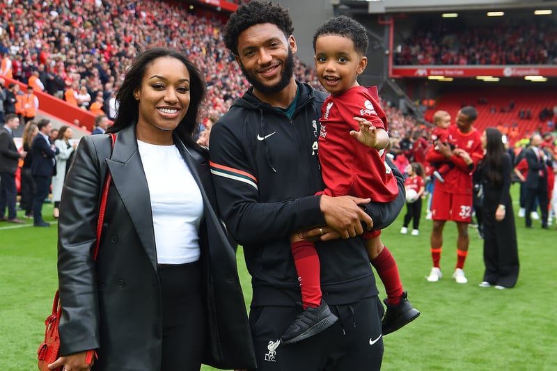 Joe Gomez met his partner Tamara on a bus on the way to school and the two have a son called Kyrie.