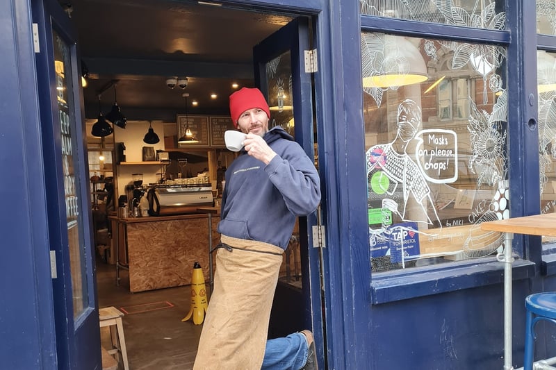 A small independent coffee shop in the heart of Bristol, not only does it serve up quality coffee but there are also homemade cakes to choose from.