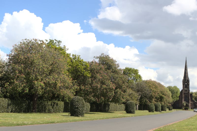 Allerton had the fourth highest tree canopy in Liverpool, with 25.1% of the area covered by trees.