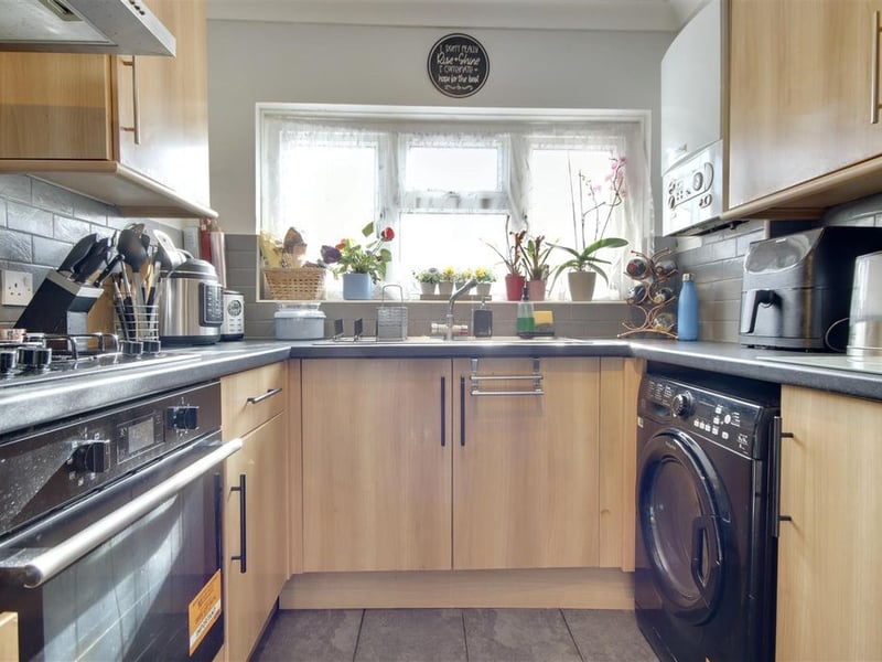 Fitted kitchen