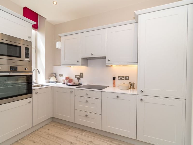 Fitted kitchen
