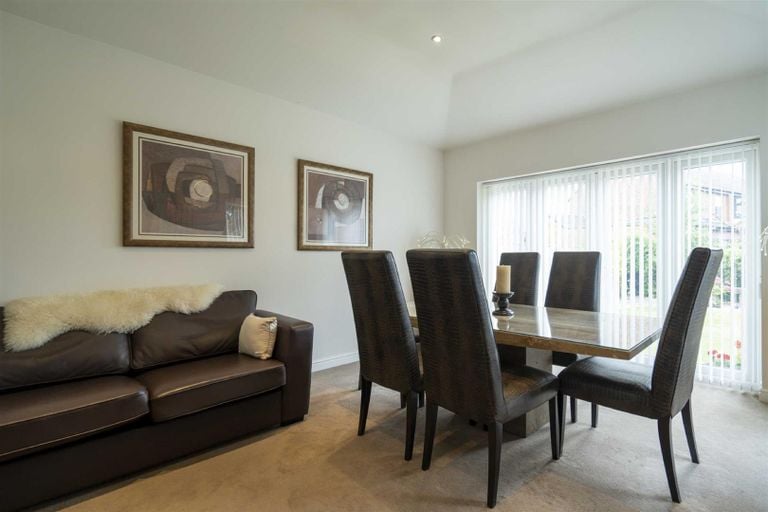 Dining area in the propety