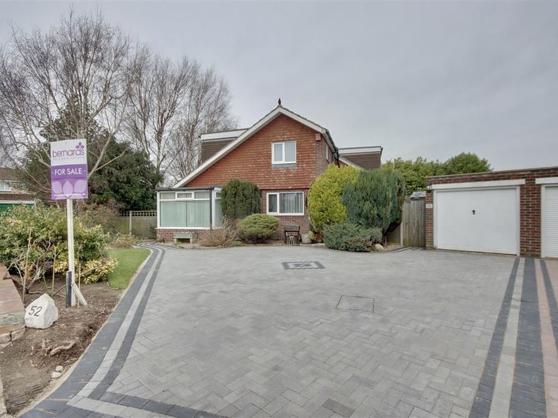 This property is located on House Farm Road