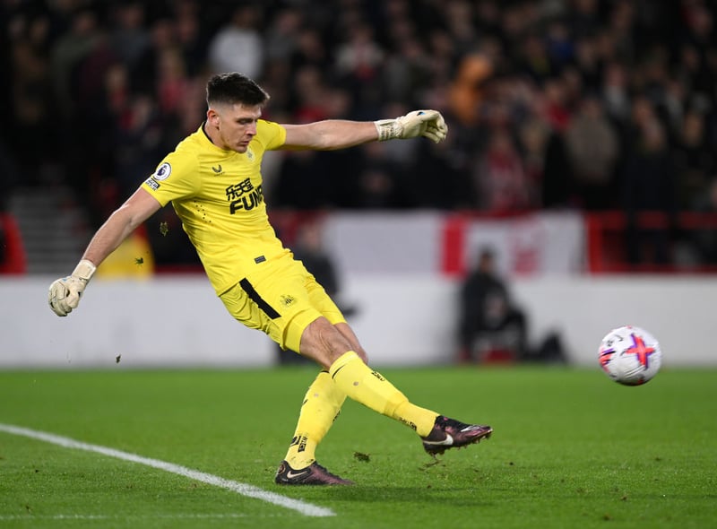 Pope withdrew from the England squad due to a ‘minor injury’. The goalkeeper has been receiving treatment but managed to get through Newcastle’s full match against Nottingham Forest on Friday night. Estimated return date: 02/04 - Manchester United (H)