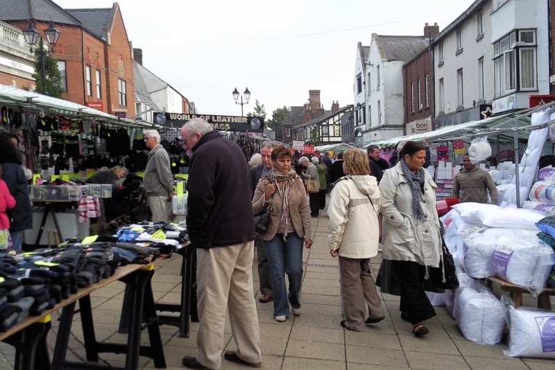 Ormskirk in West Lancashire is famed for its gingerbread and has one of the oldest markets in the UK, having been granted Royal Charter in 1286 by King Edward I. There are around 100 stalls, situated around the town’s historic clocktower. Market days are Thursday and Saturday. Credit: Sweetie candykim via Wikimedia Commons
