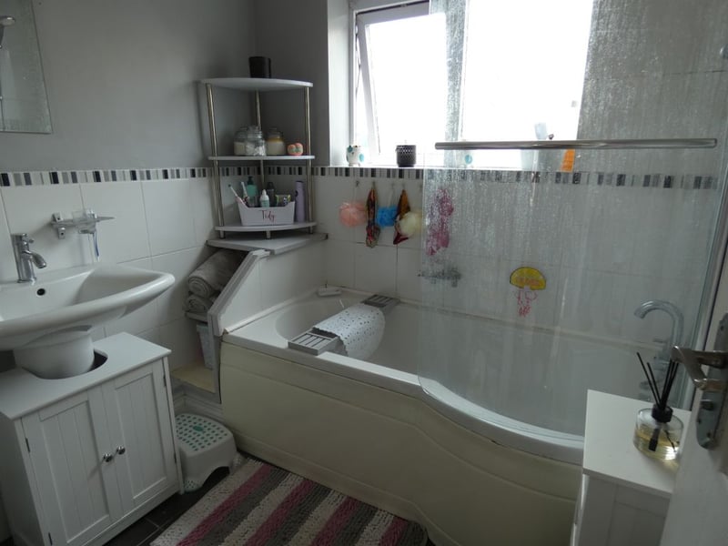 Family bathroom