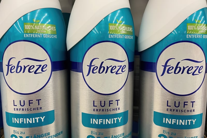There’s a particular brand of cleaning products which help us to combat odours all around the home. You’ll pronounce it as ‘febreeze’, but did you know that it’s actually spelled ‘febreze’?