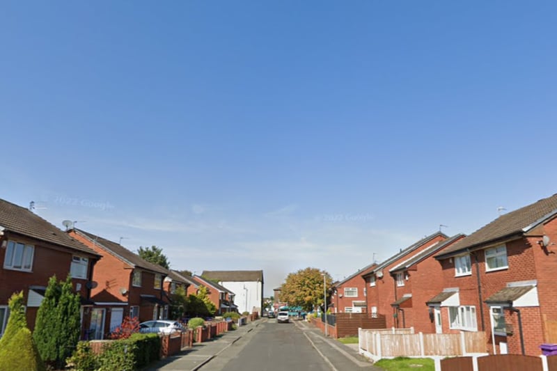 New Road Court, Tuebrook, Liverpool. L14 8EF  / Average sold price: £26,500.