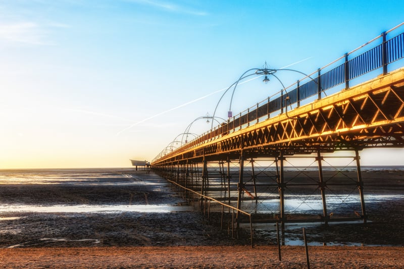 Southport makes an ideal destination for a family day out and can be reached by either car or train from Manchester. The many things to do include strolling down the pier, enjoying some typical seaside amusements and rides, looking round the gardens and trying your hand at mini golf. Photo: AdobeStock