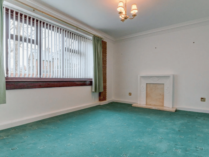This vacant room is of good size, and can be made a bedroom, a games room or however you desire