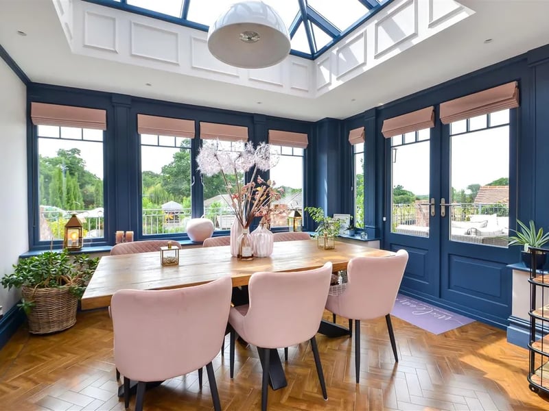 Breakfast room