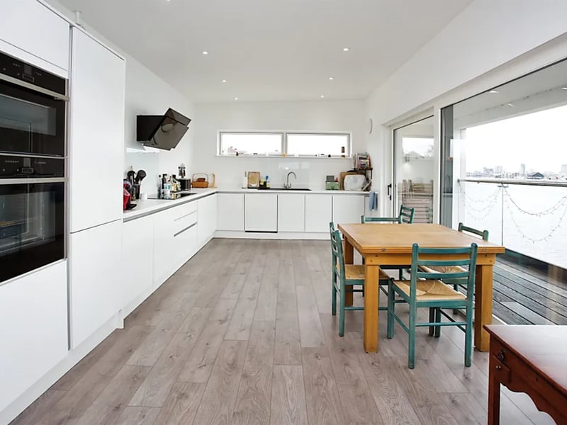 Modern fitted kitchen