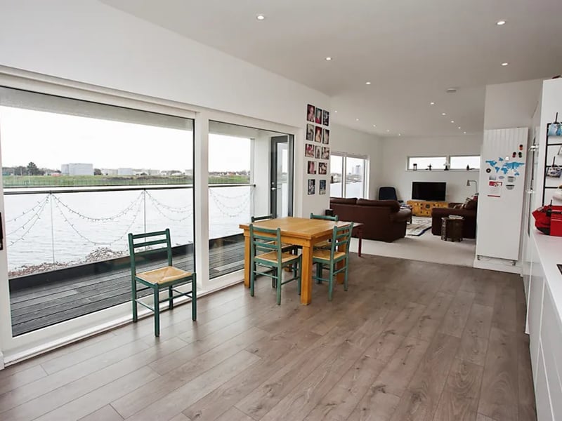 Dining area with access to the balcony 