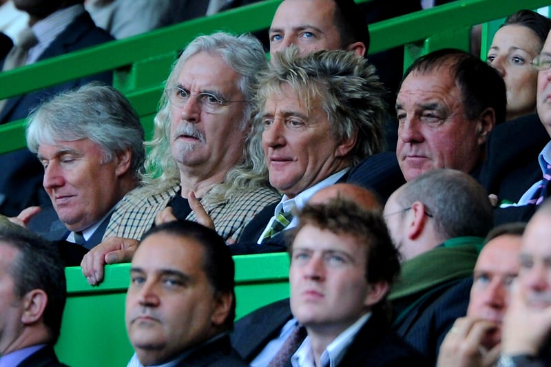 Having sat beside the singer for many years at Celtic Park, both Rod Stewart and Billy Connolly have a great relationship together. 