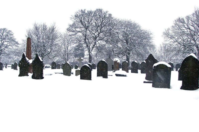 Woodhouse Cemetery, Stradbroke Road, Woodhouse. Dec 2010