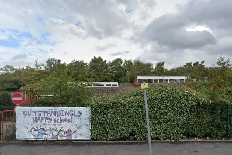 Heswall Primary School had 210 school places and 220 pupils. This means it was over capacity by 4.8%.