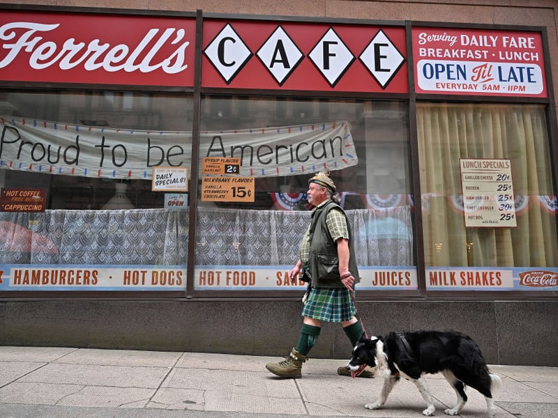 The shopfronts were all done up in 60s Americana style(Photo by Jeff J Mitchell/Getty Images)