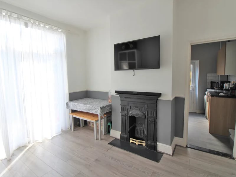 Second reception room