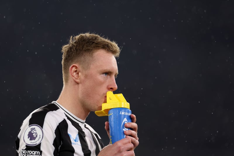 Longstaff was his usual energetic self. The Geordie midfielder showed a bit of quality with the ball too with a crossfield ping to Saint-Maximin to set up a big chance. 