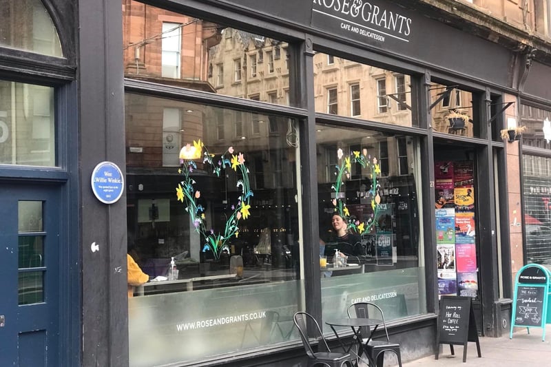 The cafe situated on the Trongate offers a wide range of food including Vegan and Gluten free options and encourages you to bring your pups along. 