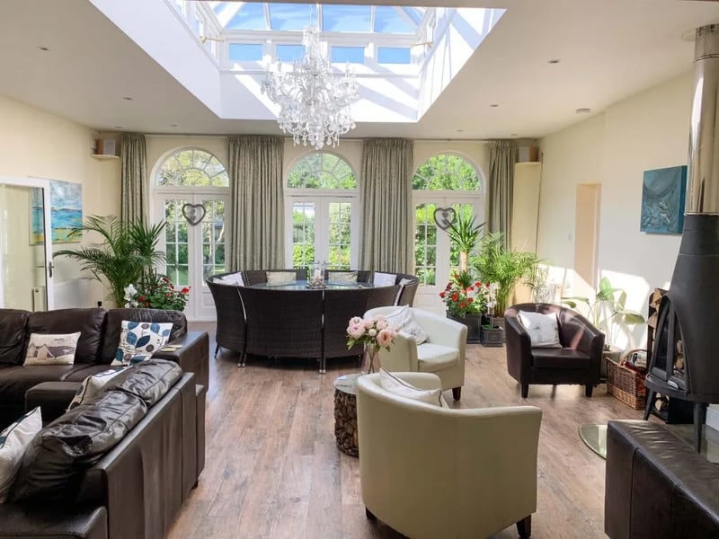 Another reception room