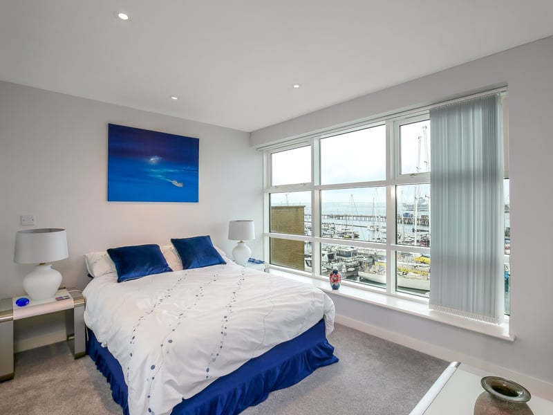 Another bedroom