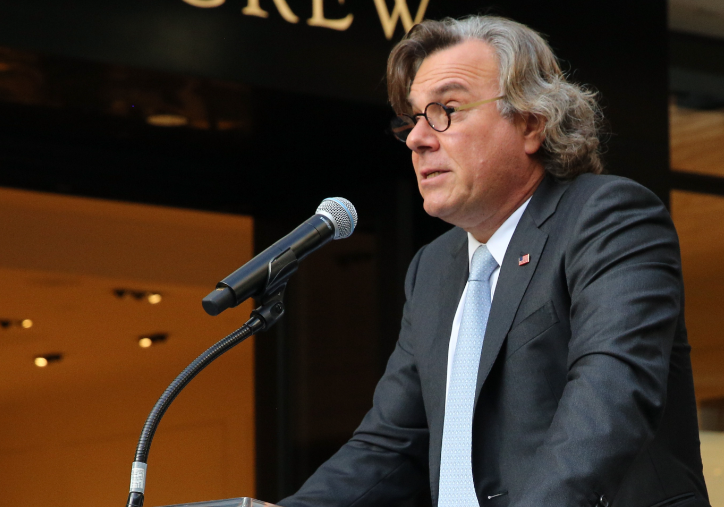 Peter Lowy is a significant investor in the 49ers Enterprises and sits on the board at Elland Road and has done since 2021. Lowy's father, Frank, is said to be worth $5.3 billion. 