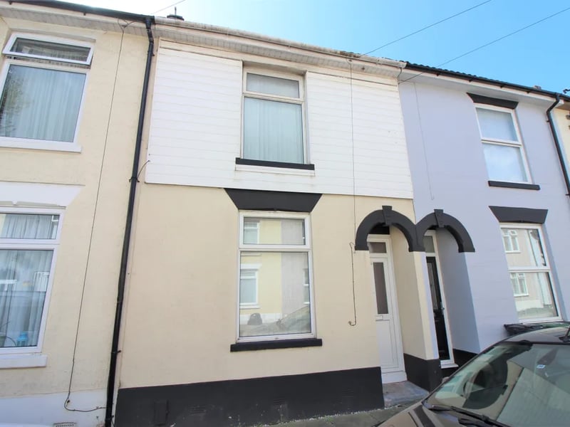 This property is located on Binsteed Road